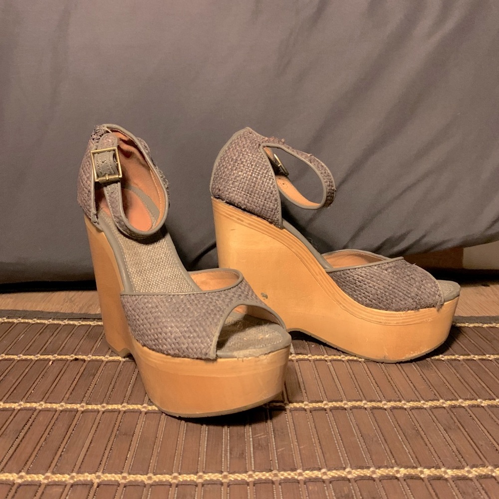 Joie Wooden Wedge Platform